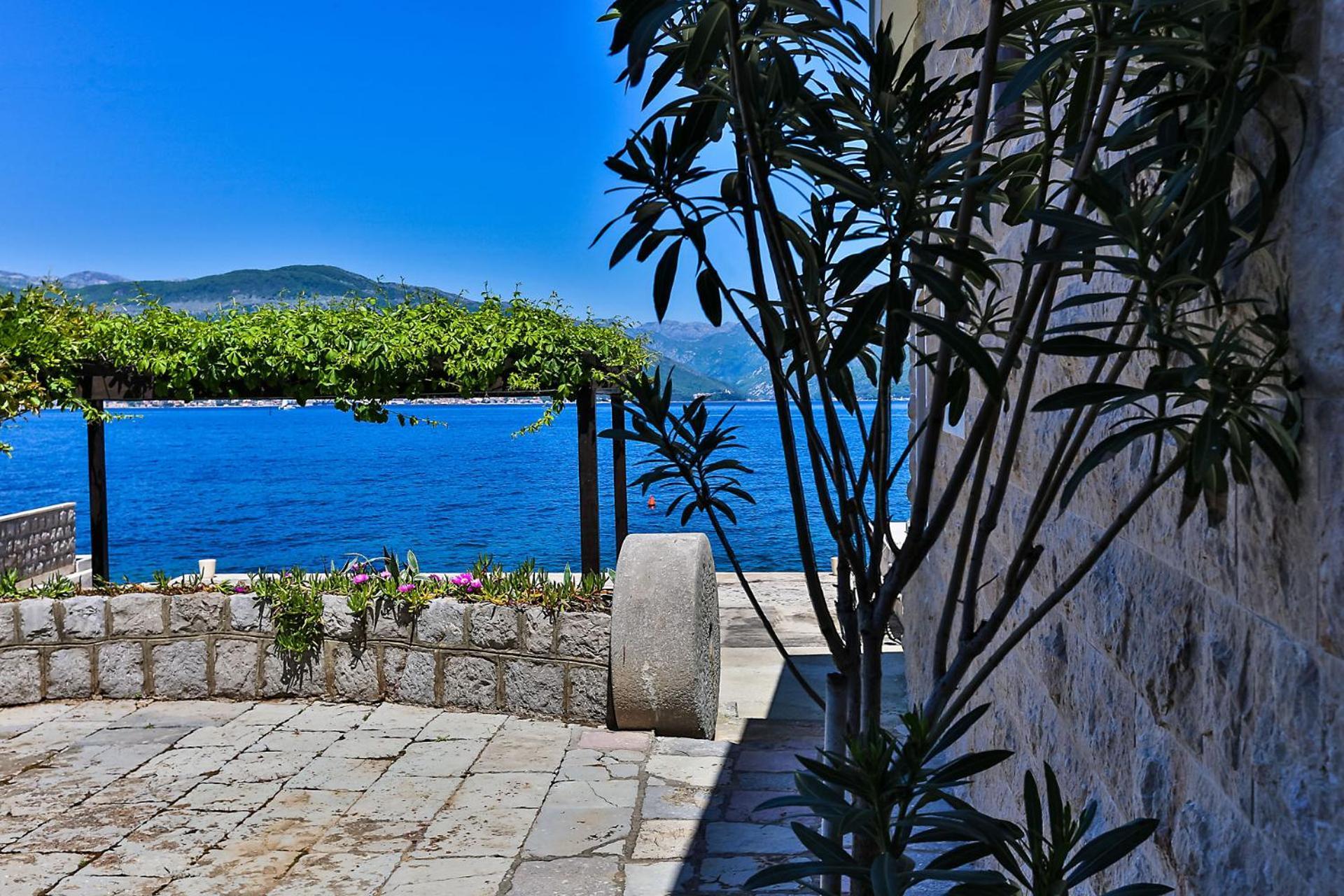 Casa Brilla Apartment Tivat Luaran gambar